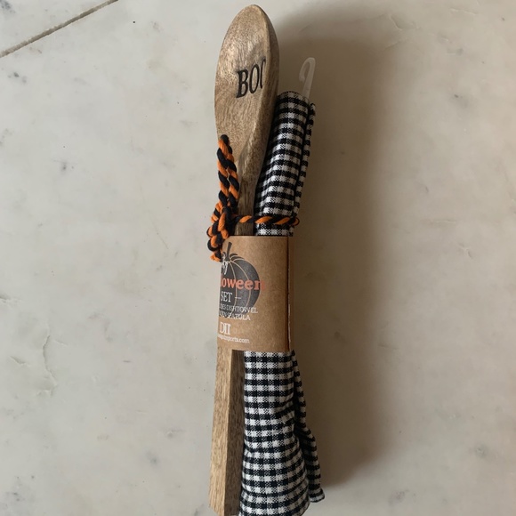 NWT kitchen gift set wood spoon Boo and black and white check dishcloth - Picture 4 of 4